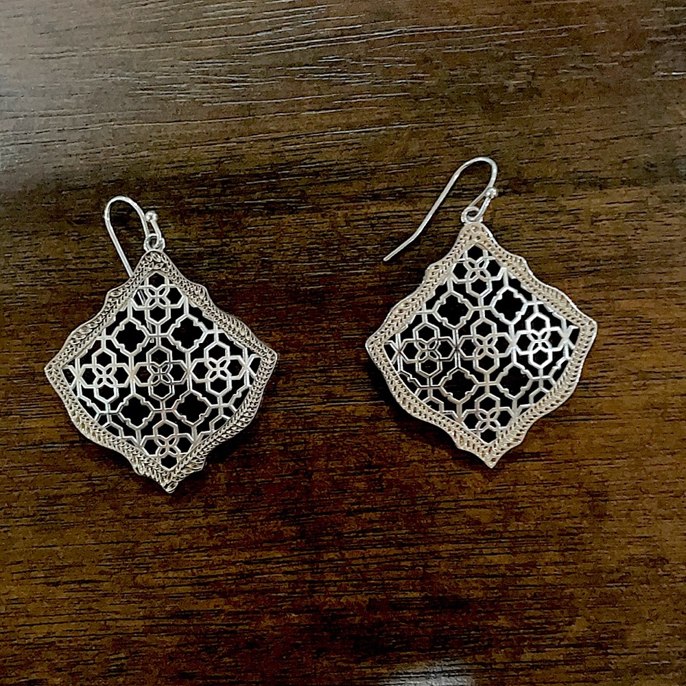 Kendra Scott Kirsten Silver Drop earrings